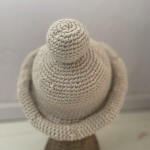 Bobble hat